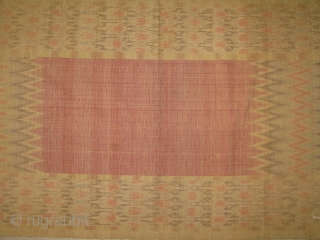 mid 19thC silk velvet ikat- persian. frayed corners
2nd picture is of the back 58 x 96 cm                