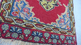 Early Anatolian Yastik
Size:20" x 34"                            