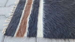 Anatolian Goat Hair (Angora Wool) Siirt blanket. Size : 136 x 205 (cm).                    