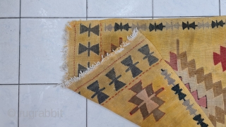 Size : 90 x 215 (cm),
Central anatolia, Cappadocia (avanos) .
Ca1900s
Wool on cotton.
I bought it from Avanos region, the family member said that he inherited the rug from his grandfather.    