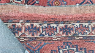 Size : 80 x 107 cm, 
Rare Tekke Turkmen bag .
Please email me directly arisoylarmobilya@gmail.com                  