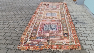 Size : 165 x 350cm,
East anatolia,Reyhanli tribe kilim
Old fragment !                       