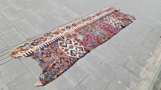 Size : 85 x 320 cm ,
East anatolia, Malatya (drajan tribe) kilim
                     
