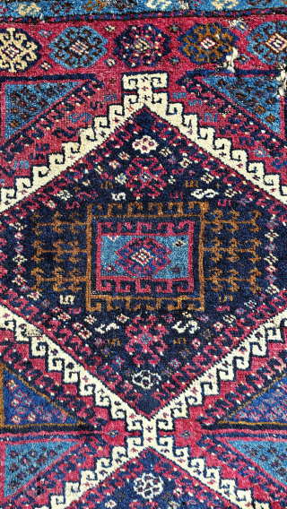The finest craftsmanship I’ve seen to date! Pure artistry and stunning natural dyes in this authentic Antep rug. 
Detailed information Dm arisoylarmobilya@gmail.com 

Size ; 120x205 cm
East anatolia,ANTEP      