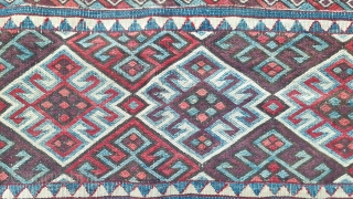 East anatolia, Antep region.
Very old .
All natural dyes .                        