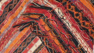 Size ; 105 x 110 cm
Central anatolia, Sivas (Gurun)
Detailed information Dm 
arisoylarmobilya@gmail.com                     