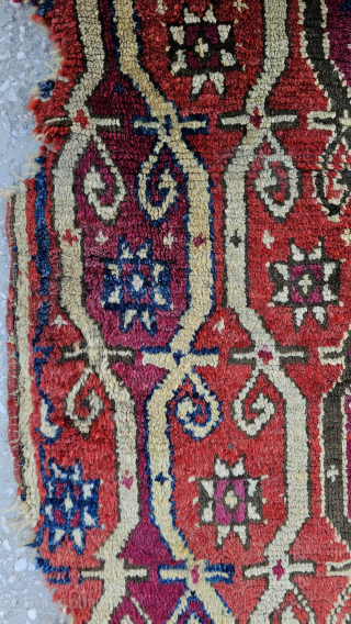 Central anatolia, Cappadocia (Uchisar)
Size ; 90x200cm                           