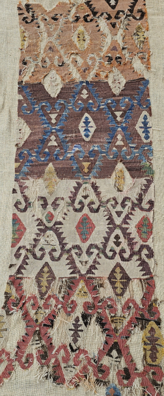 Central anatolia , Konya 
Professionally installed on linen.
Early 1800s
Fragment...
Size ; 78 x 193 cm
                   