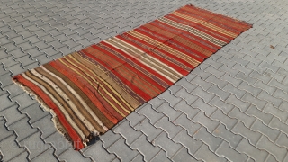 Size:115x310 cm,
Central anatolia, Cappadocia. 
Primitive rug...                           