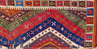 Size : 165 x 360 cm,
East Anatolia kilim

                         