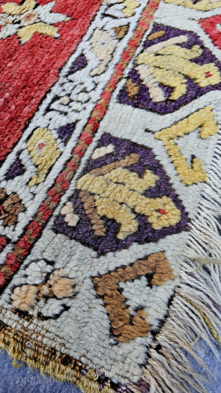 Central anatolia, Cappadocia or Manastir 
Size ; 116x170 cm                        