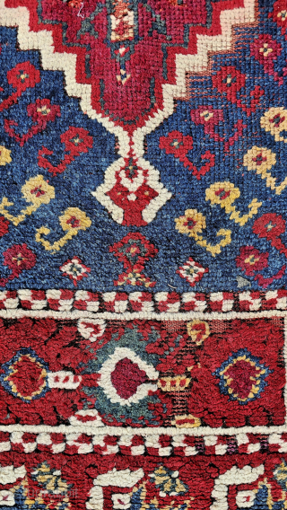 Size ; 107 x 400 cm,
Old manastir runner.
arisoylarmobilya@gmail.com                         