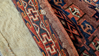 Size ; 42 x 86 cm,
Old yamud.
Great condition. 
Collector piece!
arisoylarmobilya@gmail.com                       