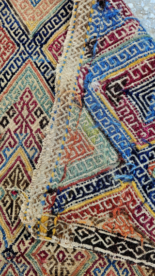 Size ; 52 x 74 cm
Central anatolia, Konya 
Old bagface 
arisoylarmobilya@gmail.com                      