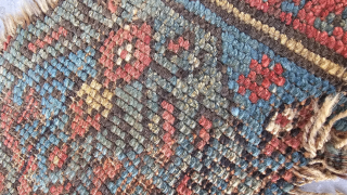 Size ; 110x190 cm
West anatolia, Ushak 
Early 1700s
Detailed information Dm arisoylarmobilya@gmail.com                      