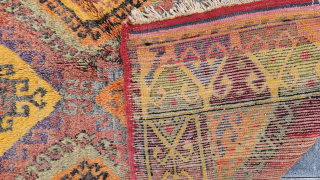 Wandering through the narrow streets of Ürgüp, a gentle voice called out from an old stone mansion with small balconies: "My son, I have hand-woven carpets, are you interested?"
"Yes.
"We have a few ...