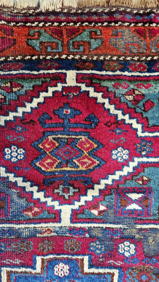 Size ; 100x140 cm
East anatolia, Adiyaman
Early 1800...
Detailed information Dm arisoylarmobilya@gmail.com