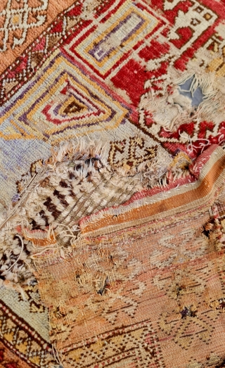 Size ; 130 x 220 cm,
Central anatolia, Cappadocia (uchisar)                        