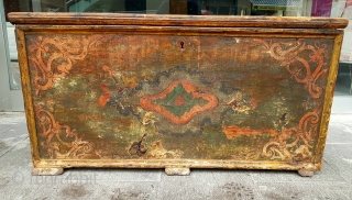 Middle anatolia (cappadocia),
Old chest !                            