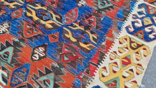 Size: 140x330 cm,
Central anatolia, Konya kilim

                           