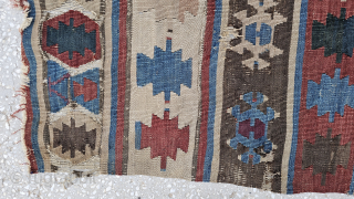 Size ; 80x144 cm
Central anatolia, Nigde
Early fragment 
arisoylarmobilya@gmail.com                         