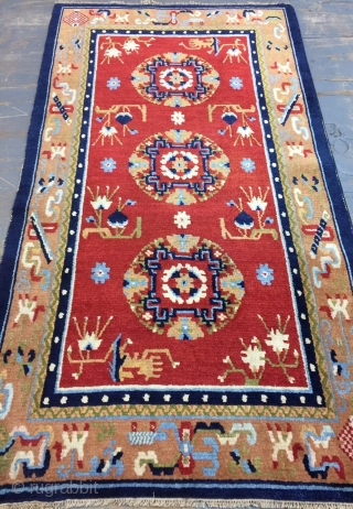 Antique Handmade Tibetan rug, all in natural, one old repairs,good Pile,Clean,Soft,more than 100 years Old,Size:4.8 ft by 2.7 ft,Size:141cm by 78cm            