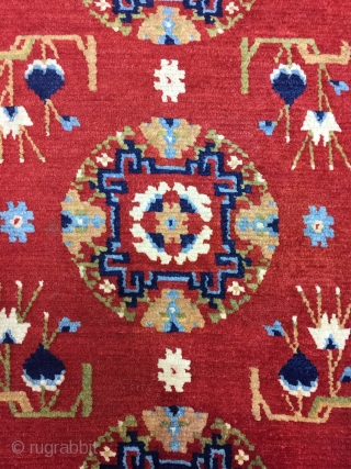 Antique Handmade Tibetan rug, all in natural, one old repairs,good Pile,Clean,Soft,more than 100 years Old,Size:4.8 ft by 2.7 ft,Size:141cm by 78cm            