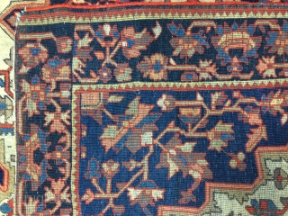 Beautiful antique small Fereghan carpet,Very good condition,absolutely original condition. 
Mid 19th century, Classic country house 'Look'.
Size:150cm by 101cm               