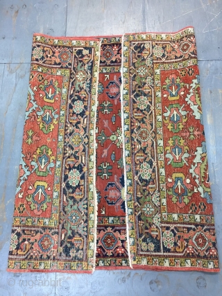 
Antique Handmade Persian Heris Rug,Somewhere is professional Repaired,all in natural,Clean,Low pile,Around 100 years old,Size:224cm by 159cm                 