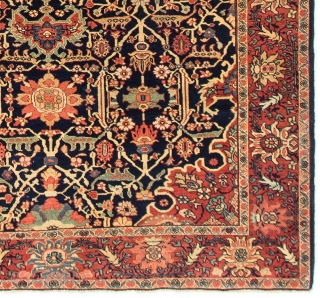 Antique Persian Kashan Rug. 4'5" x 7' (135x210 cm). Excellent condition, all original, no issues.                  