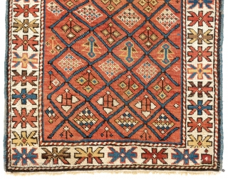 Small Daghestan Rug, 28x45 inches (71x115 cm), late 19th Century. no: A158





                     