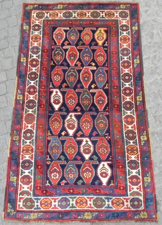 ‎Antique Caucasian Gendje Rug, 3.8 x 6.4 ft (116 x 195 cm), please ask for a cataloque of antique caucasian rugs we have in stock. RugSpecialist.com       