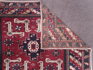 Caucasian Kuba Karagashli Rug, 5.3 x 3.4 ft (161x104 cm), second half 19th century, very good and original condition.              