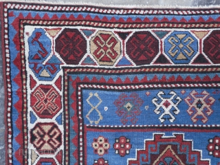 Caucasian Kazak Rug, 1.20 x 2.30 m (3'11" x 7'7"), excellent condition and great colours, second half 19th century. www.rugspecialist.com             