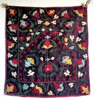 Icoc "Woven Treasures: Antique Carpets & Textiles from Private Collections."   This Icoc 14 exhibition of 100 exceptional examples of weaving art, including carpets, textiles and costumes, will be displayed at  ...