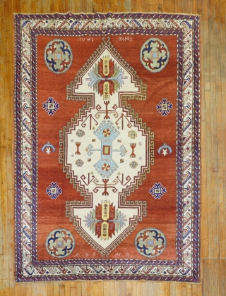 Lori Pambak Kazak circa 1940 6'5'' x 9'1''

https://jdorientalrugs.com/lori-pambak-kazak-dated-1940/id/j1877                         