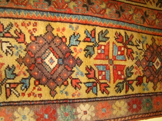 Turkish Melas prayer rug in great shape. Size: 37x53 Inches or 95x135 Cm.                    