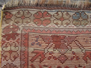 Turkish Milas Prayer Rug. Size: 46X65 inches 117X165 Cm.
Has two hand size patches and the worn areas have backing glued to them so the foundation warps are still there.    