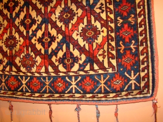 Karadashli Asmalyk in great original condition.
117 x 74 cm (46” x 29”)                     
