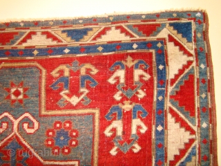 Caucasian Fachralo prayer rug in very good condition. 46"X56" Very soft and supple.
All original with a small 2X2" repair at the right side of the white medallion.      