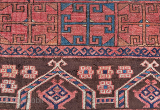 Antique Turkmen Ersari Ensi 

mid 19th century

195 x 143 cm 

for more info info@anatoliantappeti.com


www.anatoliantappeti.com                   