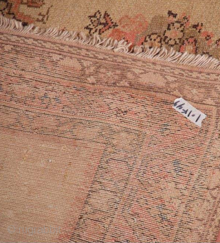 Antique Malayer rug from first half 20th century.

200 cm -130 cm
                      