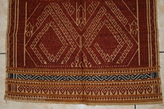 #rb064 a rare silk embroidery Tampan ceremonial cloth from Lampung region south Sumatra Indonesia, Paminggir people handspun cotton natural dyes supplementary weft weave, good condition size: 39 cm x 40 cm
  