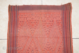 #RB020 Borneo kain kebat woman ceremonial skirt Kalimantan Indonesia, hanspun cotton natural dyes warp ikat, good condtion, early to mid 20th century, size: 113 x 53 cm      