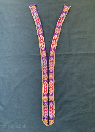 An excellent antique Uzbek Shahrisabz silk embroidered dress collar decoration dating to the 19th century. Shahrisabz region produced some of the most beautiful of all Central Asian embroideries. Their iroqi stitch (not  ...