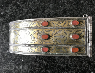 An Outstanding Turkoman / Turkmen Silver and gold Necklace and carnelian inset, dating to the 19th Cent. This particular example was made by the Tekke tribe and were called "Bukov". This particular ...