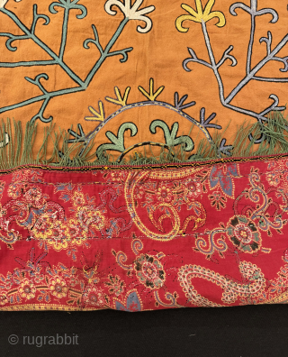 A charming antique Uzbek silk chain-stitched on beige wool / bannot fabric dating to early 1900’s. Similar to the work of Lakai tribe but it likely made by another rural tribe. Very  ...