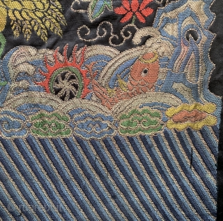 A fine and very good example of antique silk woven Imperial Chinese rank badge from Early Qing / Ching / Tsing dynasty or even as old as late Ming dynasty. Dating between  ...