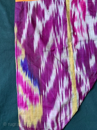 A rare complete antique Uzbek silk warp / silk weft atlas weave Ikat trousers dating to the 19th Century. This highly collectible ethnographic garment is attributed to the city of Bukhara. Such  ...