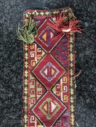 An exceptional antique Uzbek Lakai silk cross-stitched belt. It dates to the late 19th century and it is a beautiful piece. The geometric design is beautiful with gorgeous colours. It has the  ...